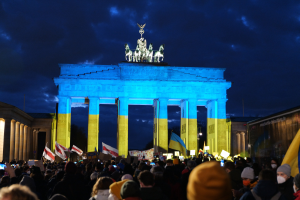 Von der Polizei wegen Schwarz-Rot-Gold-Flagge aufgehalten - Flaggenmann spricht jetzt