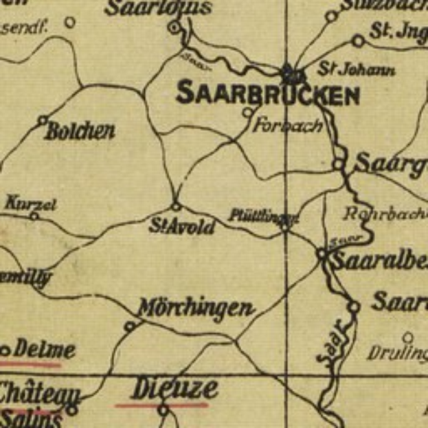 Alte Karte von Saarbrücken, Deutschland, mit klassischer Typografie, die Straßen, Gebäude und Sehenswürdigkeiten zeigt.