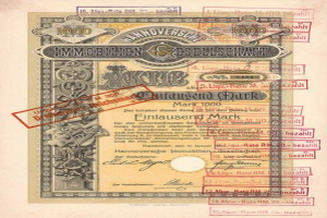 Alter deutscher Regierungsaktien-Schein mit rotem Stempel, gedrucktem Text und numerischen Markierungen auf altem Papier.