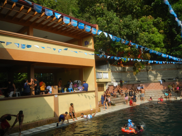 Am Sonntag: Späterer Öffnungsbeginn im Raffteich-Schwimmbad